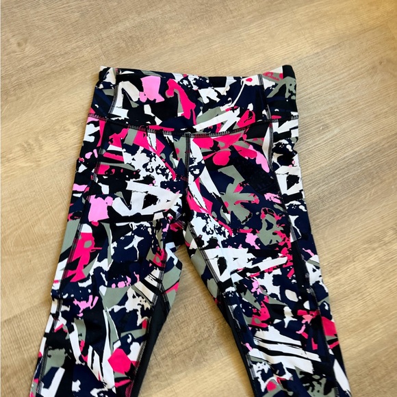 Lululemon Pace Rival Crop - Picture 2 of 5